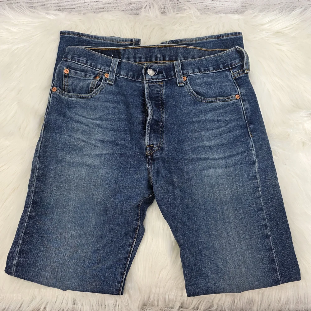 Levis levi men